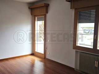 Casa Indipendente in Vendita a Mirano, 325'000€, 300 m², con Box