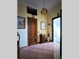 Bilocale in Vendita a Roma, 275'000€, 87 m²