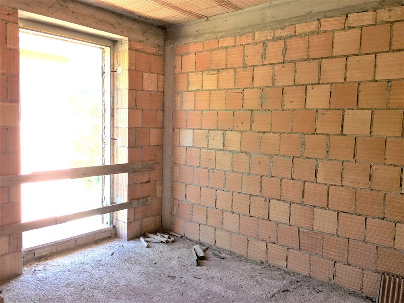 Casa Semi Indipendente in Vendita a Anagni, 270'000&euro;, 705 m², con Box