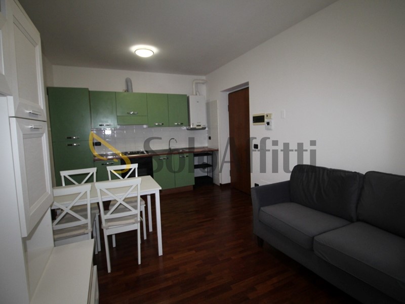 Bilocale in Affitto a Malgrate, 650&euro;, 45 m², arredato