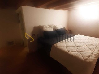 Trilocale in Affitto a Brescia, zona Brescia Antica, 1'350€, 75 m², arredato