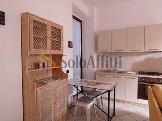 Monolocale in Affitto a Terni, zona Centrale, 390€, 35 m², arredato