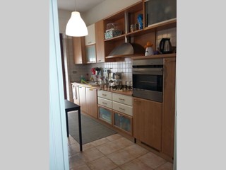 Trilocale in Affitto a Pescara, zona Stazione Centrale, 700€, 100 m², arredato