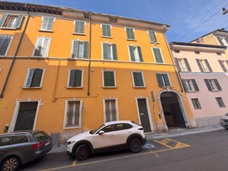 Bilocale in Vendita a Brescia, zona Centro Storico, 159'000€, 51 m², arredato, con Box