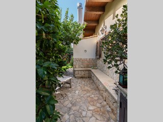 Casa Indipendente in Vendita a Siracusa, zona Ognina, 285'000&euro;, 150 m²