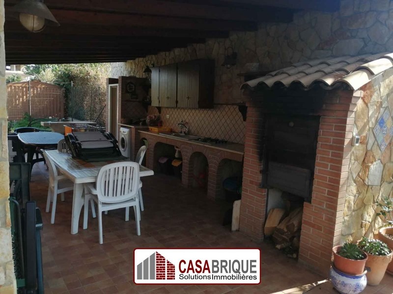 Villa in Affitto a Altavilla Milicia, 760&euro;, 120 m²