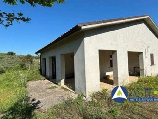 Villa in Vendita a Soriano nel Cimino, 63'487€, 105 m²