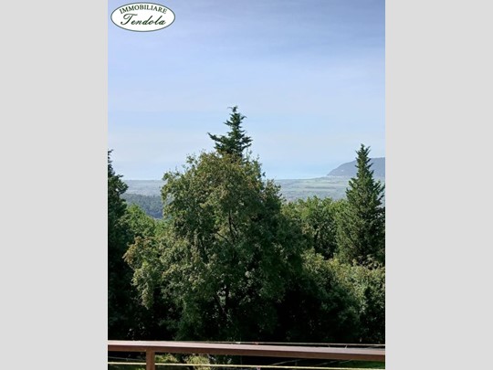 Casa Semi Indipendente in Vendita a Castelnuovo Magra, 118'000€, 120 m²