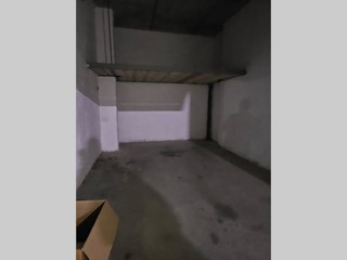 Box in Vendita a Colle di Val D'Elsa, 17'000€, 20 m²