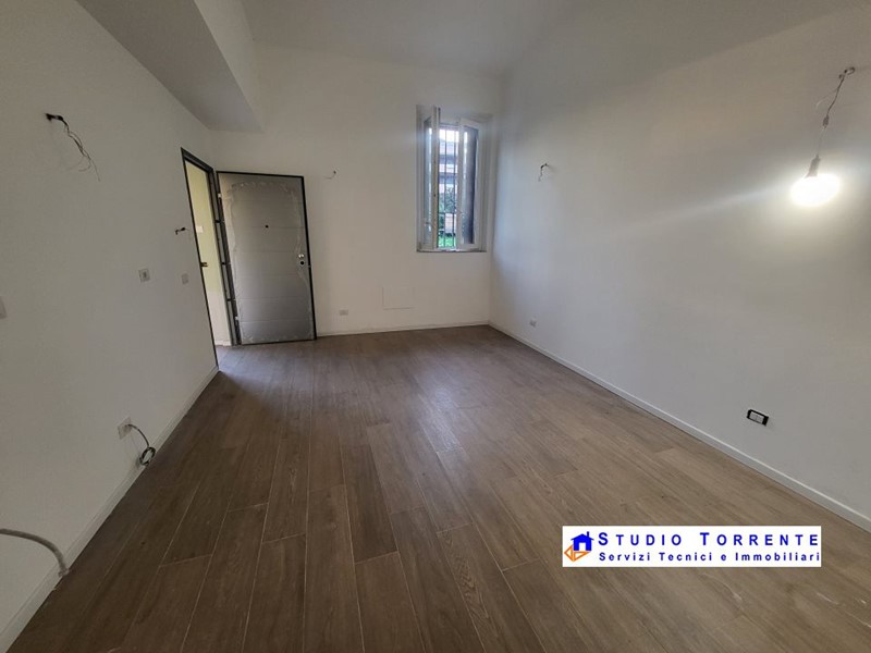 Bilocale in Vendita a Cormano, 109'000&euro;, 49 m²