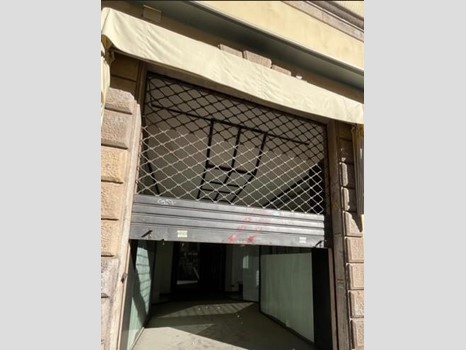 Immobile commerciale in Vendita a Viareggio, 272'250&euro;, 235 m²