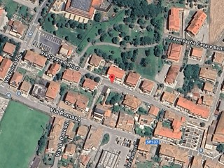 Casa Semi Indipendente in Vendita a Montalcino, 27'000€, 254 m²