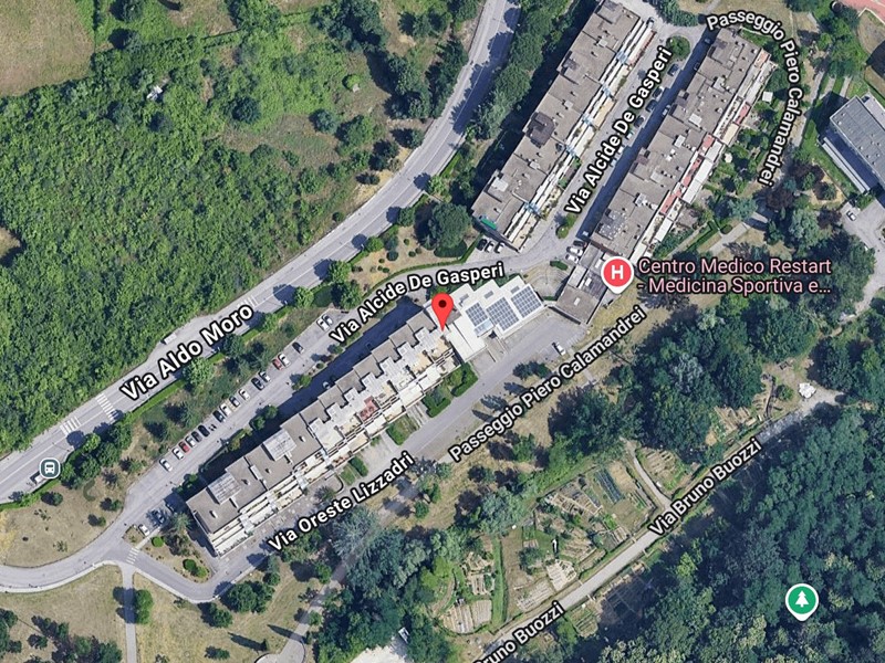 Negozio in Vendita a Siena, 61'000&euro;, 99 m²