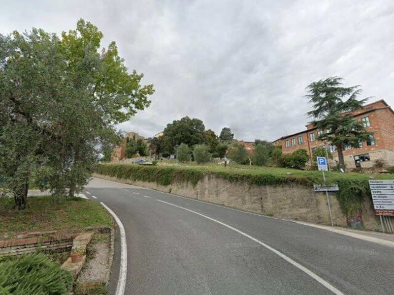 Villetta a schiera in Vendita a Casole d'Elsa, 382'000€, 276 m²