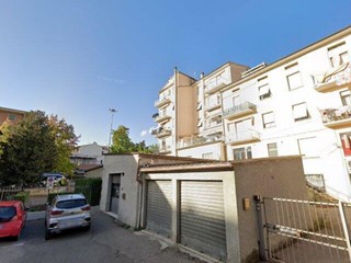 Ufficio in Vendita a Poggibonsi, 102'000€, 175 m²