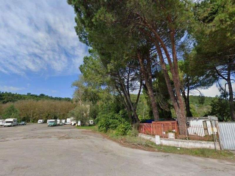 Terreno edificabile in Vendita a Poggibonsi, 116'640€, 18050 m²