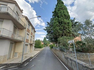 Appartamento in Vendita a Rapolano Terme, 77'000€, 153 m²