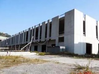 Loft in Vendita a Savona, 2'397'299€, 8500 m²