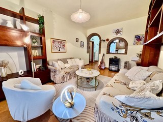 Quadrilocale in Vendita a Montaione, zona Mura, 98'000&euro;, 72 m²