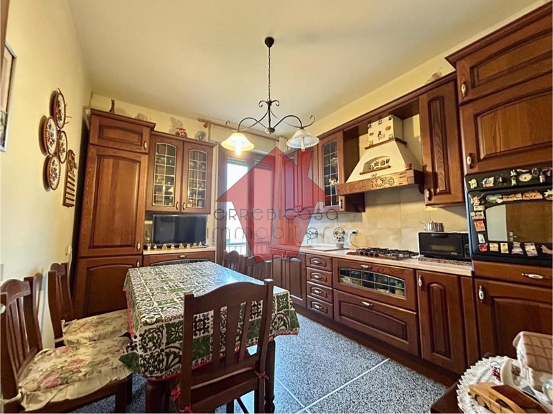 Appartamento in Vendita a Empoli, 190'000&euro;, 93 m², arredato, con Box