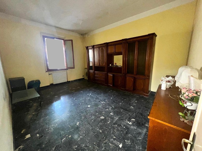 Appartamento in Vendita a Montelupo Fiorentino, 250'000&euro;, 160 m²