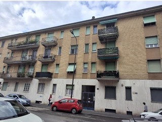 Trilocale in Vendita a Milano, 85'000&euro;, 55 m²