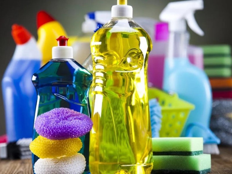 Attività commerciale in Vendita a Carnago, 165'000&euro;, 100 m²