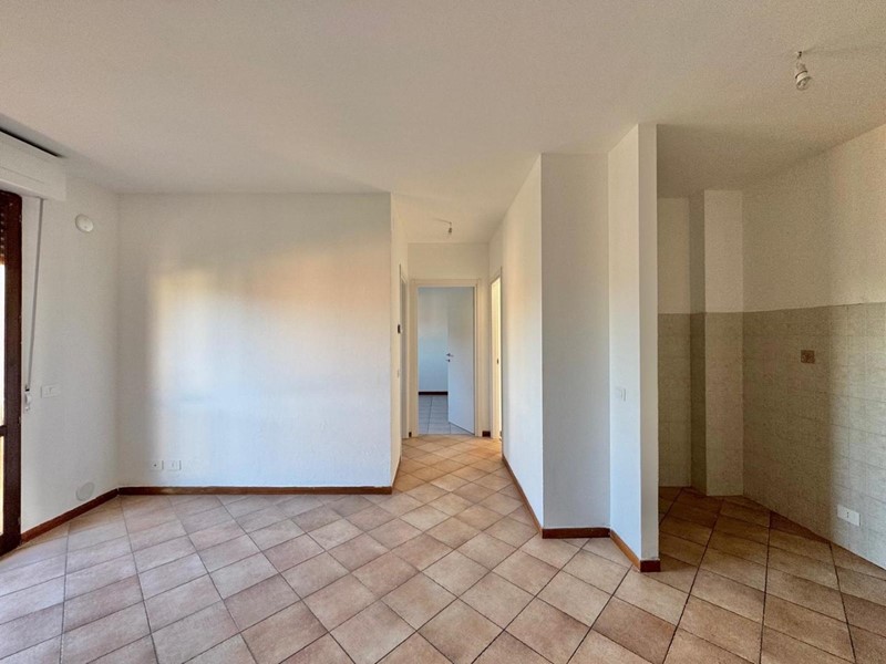 Quadrilocale in Vendita a Ponsacco, zona Le Melorie, 109'000&euro;, 65 m²