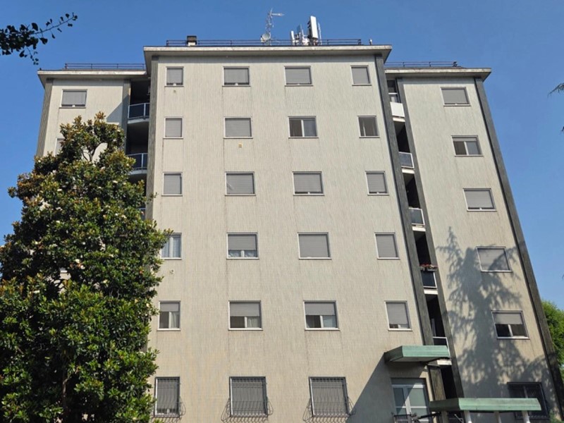 Quadrilocale in Vendita a Rozzano, 117'375&euro;, 79 m², con Box