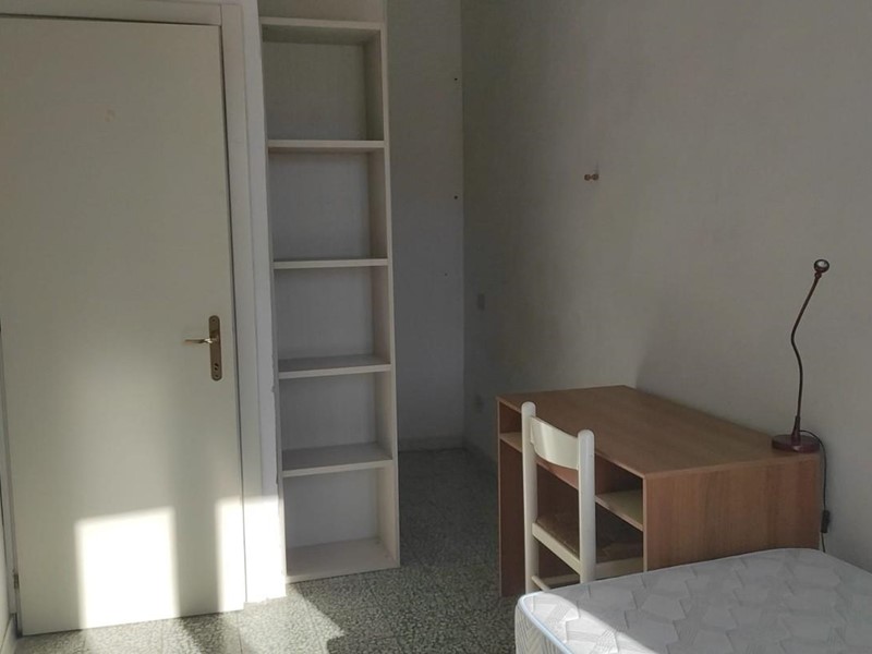 Monolocale in Affitto a Pisa, 310€, 12 m², arredato