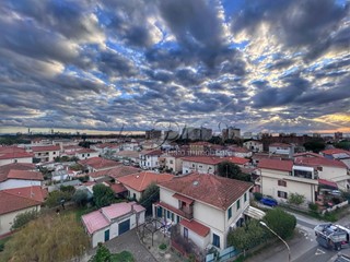 Quadrilocale in Vendita a Rosignano Marittimo, 195'000€, 110 m², con Box