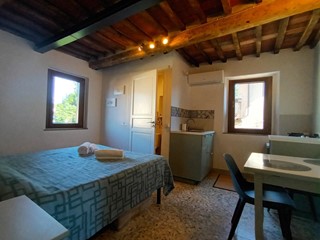 Monolocale in Affitto a Lucca, zona Sant'Anna, 650€, 25 m², arredato