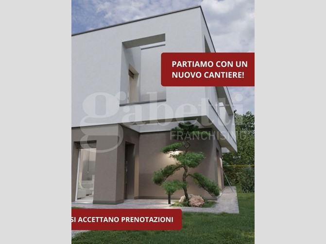 Villa bifamiliare in Vendita a Sant'Agata Bolognese, 395'000€, 150 m², con Box
