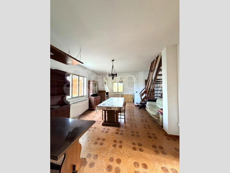 Casa Indipendente in Vendita a Monzuno, 179'000€, 184 m²