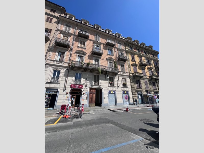 Ufficio in Vendita a Torino, zona San Salvario, 130'000&euro;, 42 m²