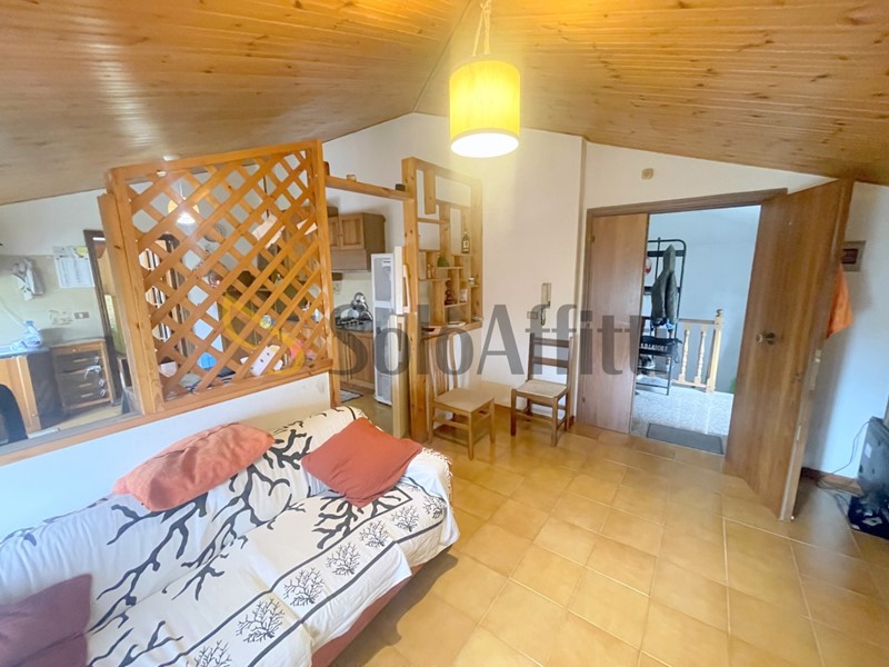 Quadrilocale in Affitto a Santa Maria Nuova, 390€, 88 m², arredato