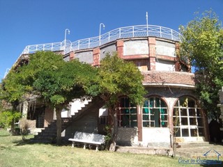 Immobile commerciale in Vendita a Pesaro, 495'000&euro;, 871 m²