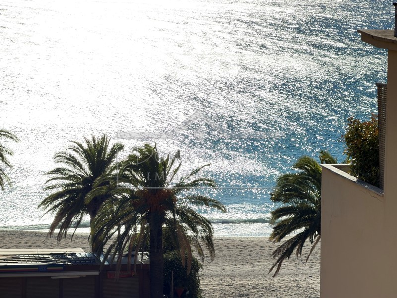 Bilocale in Vendita a Savona, 370'000€, 45 m², con Box