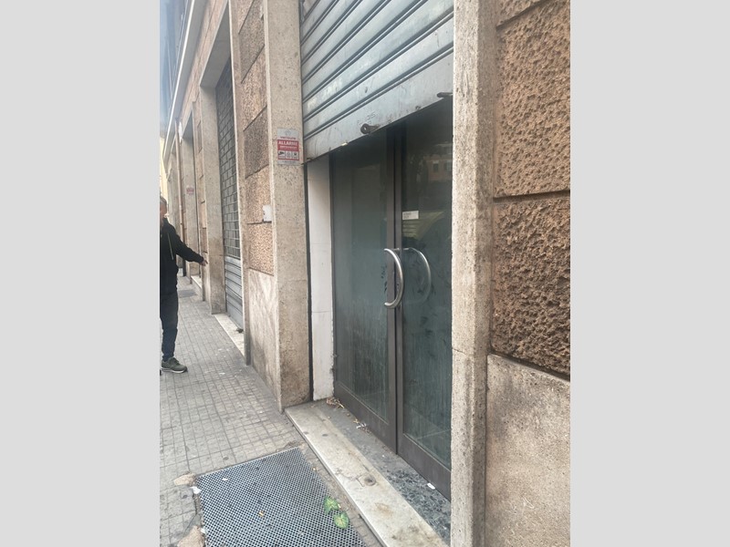 Immobile commerciale in Affitto a Genova, zona Sampierdarena, 880&euro;, 81 m²