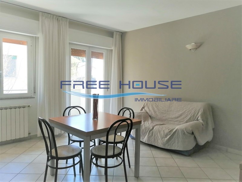 Trilocale in Affitto a Cervia, zona Centro storico, 850&euro;, 65 m², arredato