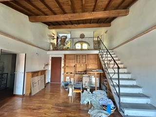 Quadrilocale in Vendita a Sarzana, 230'000€, 151 m²