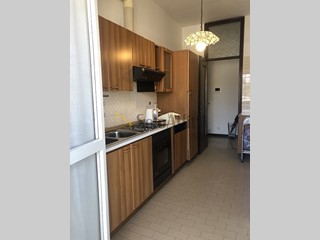 Stanza in Affitto a Pavia, zona Ospedale, 350€, 130 m², arredato
