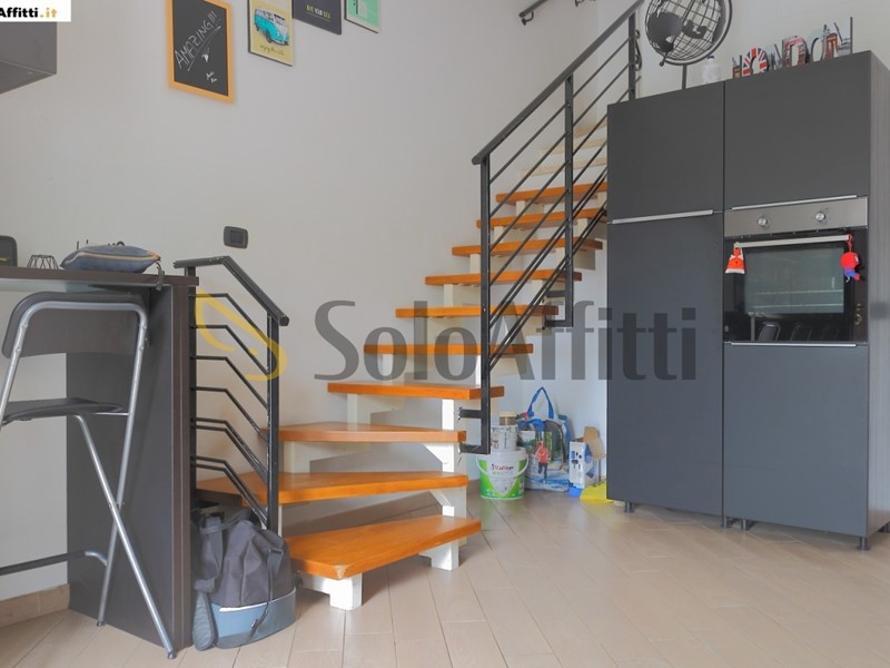 Trilocale in Affitto a Desio, zona Centro, 700€, 103 m²