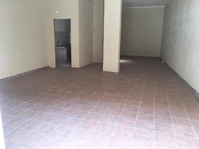 Immobile commerciale in Affitto a Siracusa, zona Belvedere CittÃ  Giardino, 350€, 70 m²