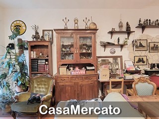 Appartamento in Vendita a Monte Compatri, zona Casale Ricci, 99'000&euro;, 151 m²