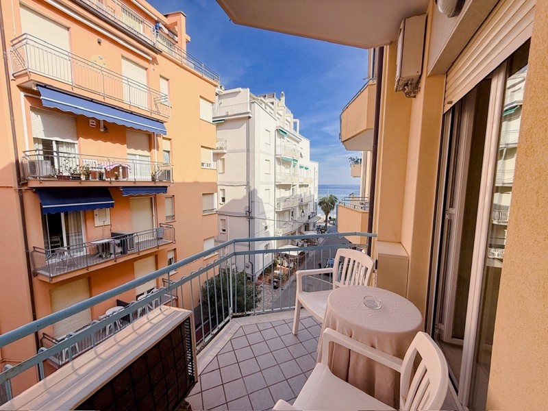 Bilocale in Vendita a Alassio, 420'000&euro;, 45 m², arredato