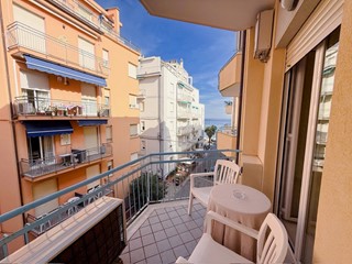 Bilocale in Vendita a Alassio, 420'000&euro;, 45 m², arredato