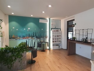 Immobile commerciale in Affitto a Somma Lombardo, 2'000€, 200 m²