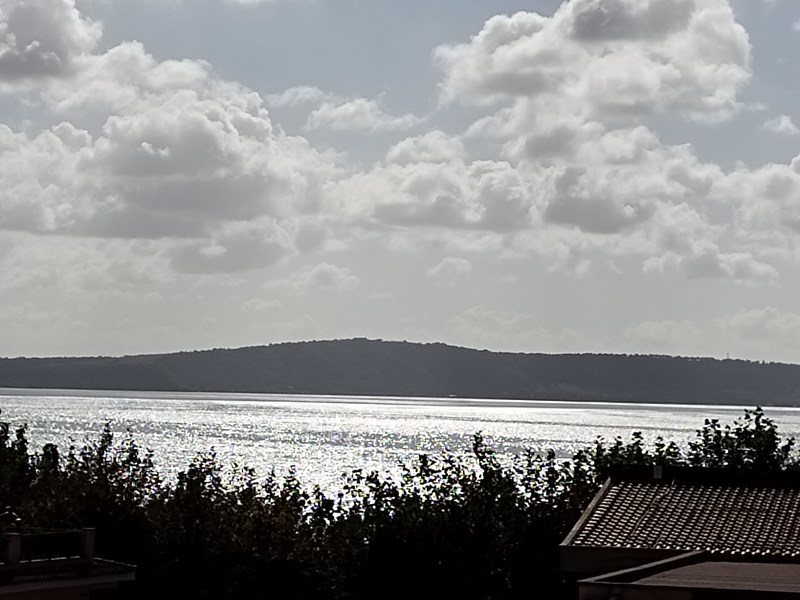 Appartamento in Affitto a Trevignano Romano, zona Centrale, 1'000€, 110 m², arredato