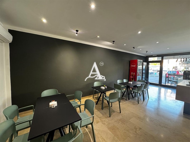 Attività commerciale in Vendita a Lazise, 59'000€, 80 m²